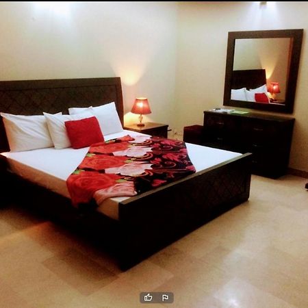 Royal Galaxy Bed & Breakfast Islamabad - For Families Only Buitenkant foto